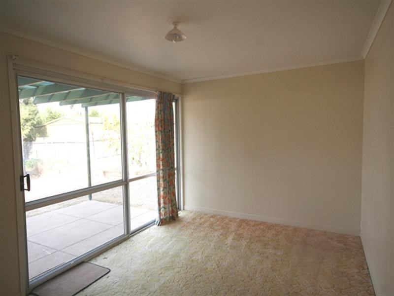 4 Raglan Street, Biloela QLD 4715
