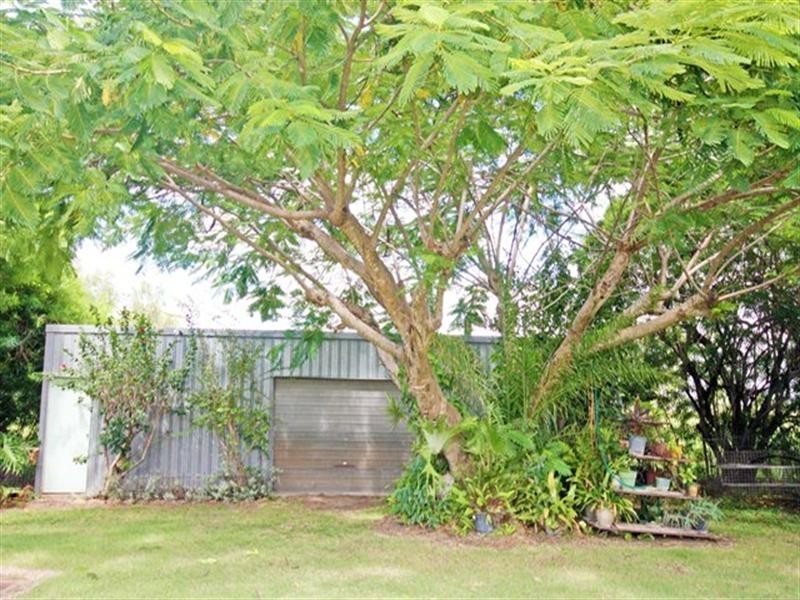 102 – 104 Dawson Highway, Biloela QLD 4715