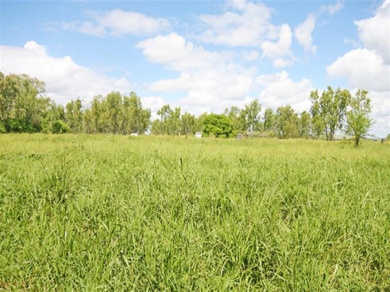 102 – 104 Dawson Highway, Biloela QLD 4715