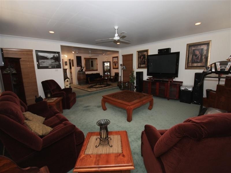 19 Lawrence Street, Biloela QLD 4715