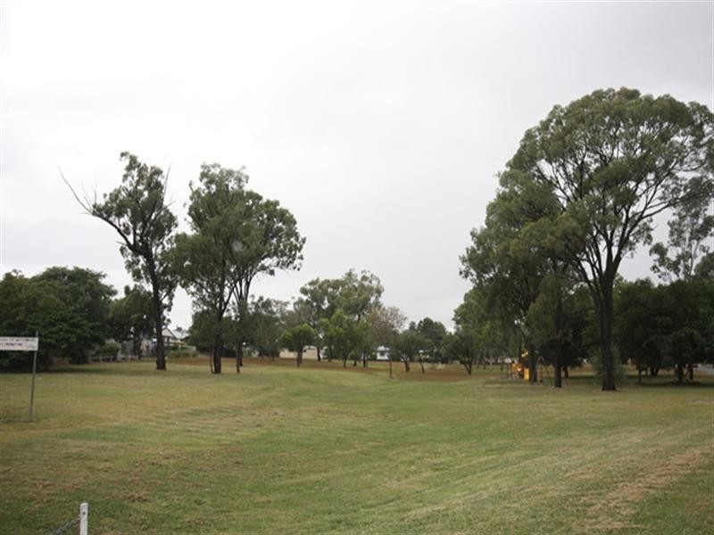 20 Granville Street, Biloela QLD 4715
