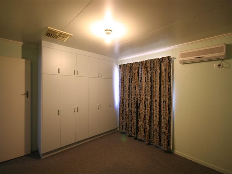 1 Lookerbie Street, Biloela QLD 4715