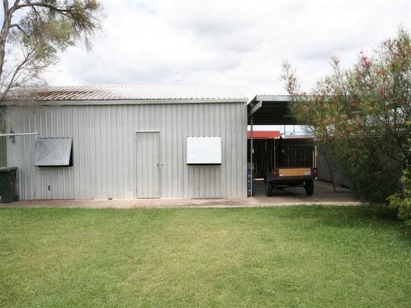 49 Kroombit Street, Biloela QLD 4715