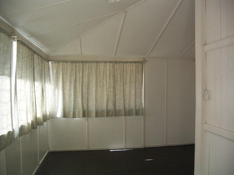 2/10 Buckland Street, Biloela QLD 4715