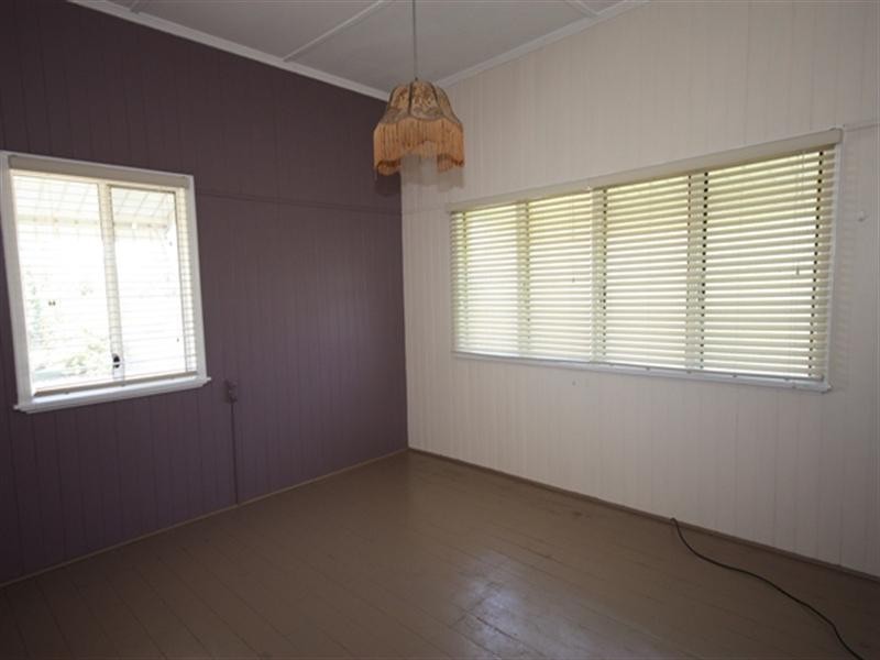 6 Kariboe Street, Biloela QLD 4715