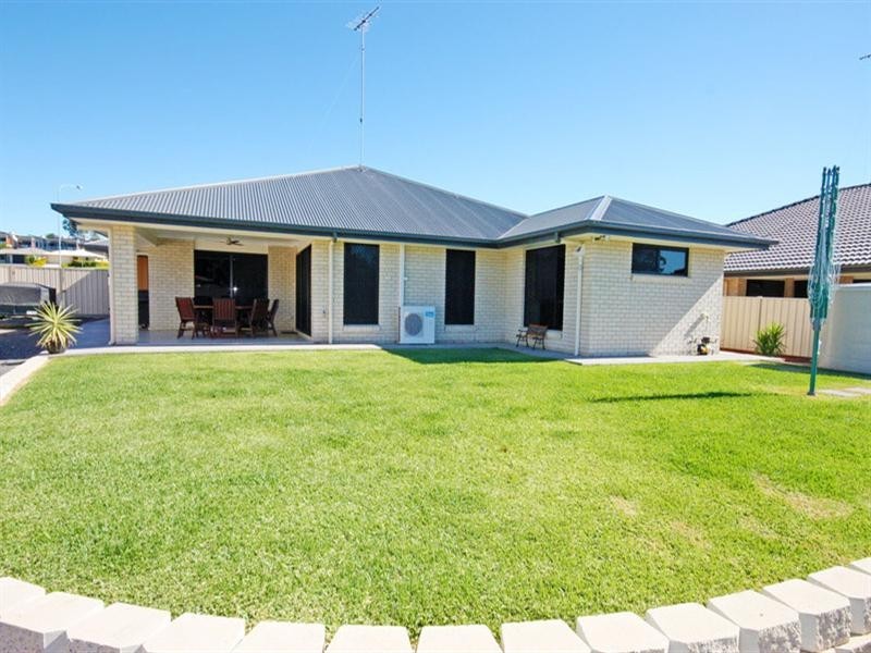 23 Paroz Crescent, Biloela QLD 4715