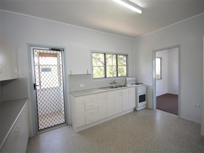 13 Buckland Street, Biloela QLD 4715