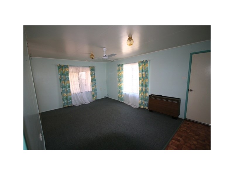 5 Whitlock Place, Biloela QLD 4715