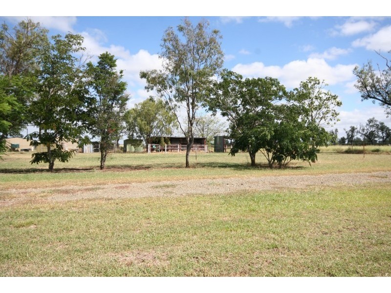 1 Moriarty Street, Banana QLD 4702