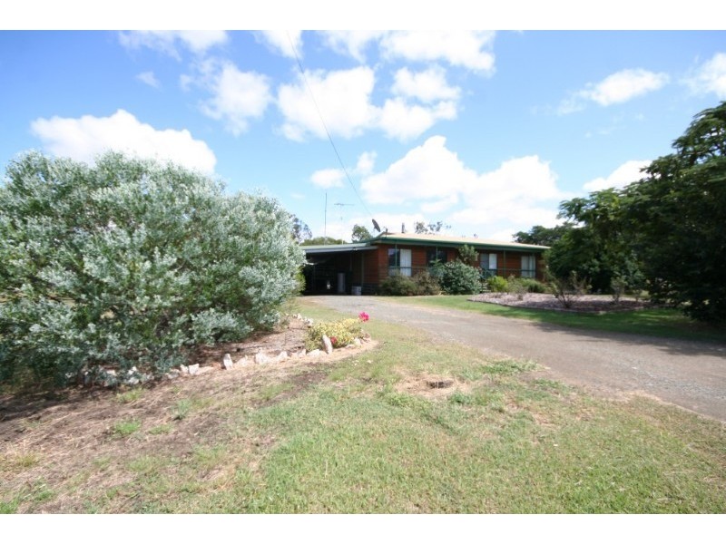 1 Moriarty Street, Banana QLD 4702