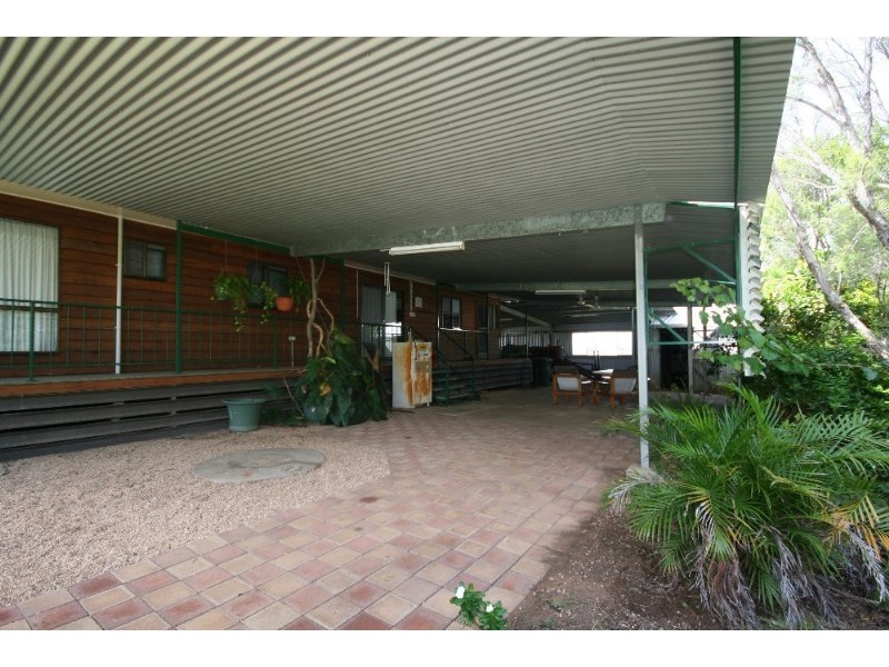 1 Moriarty Street, Banana QLD 4702