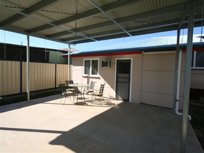 31 Kroombit Street, Biloela QLD 4715