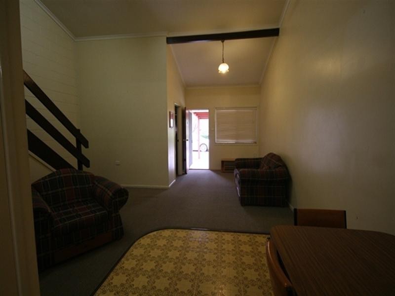 1/82-84 Kariboe Street, Biloela QLD 4715