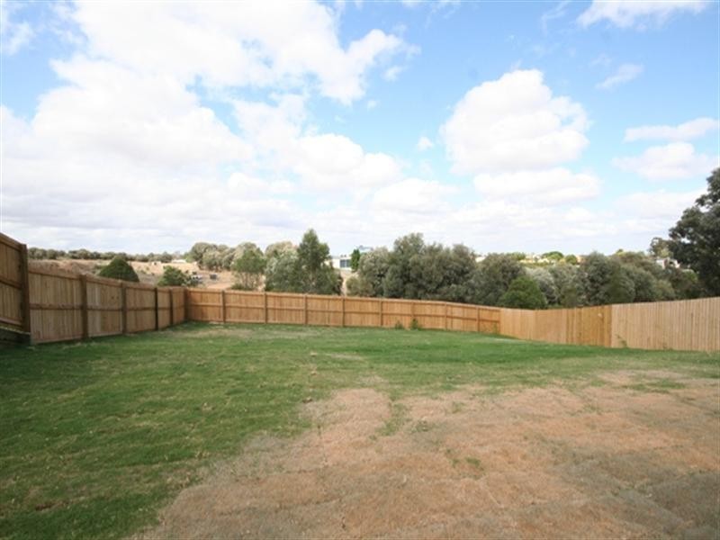 21 Valley View Drive, Biloela QLD 4715
