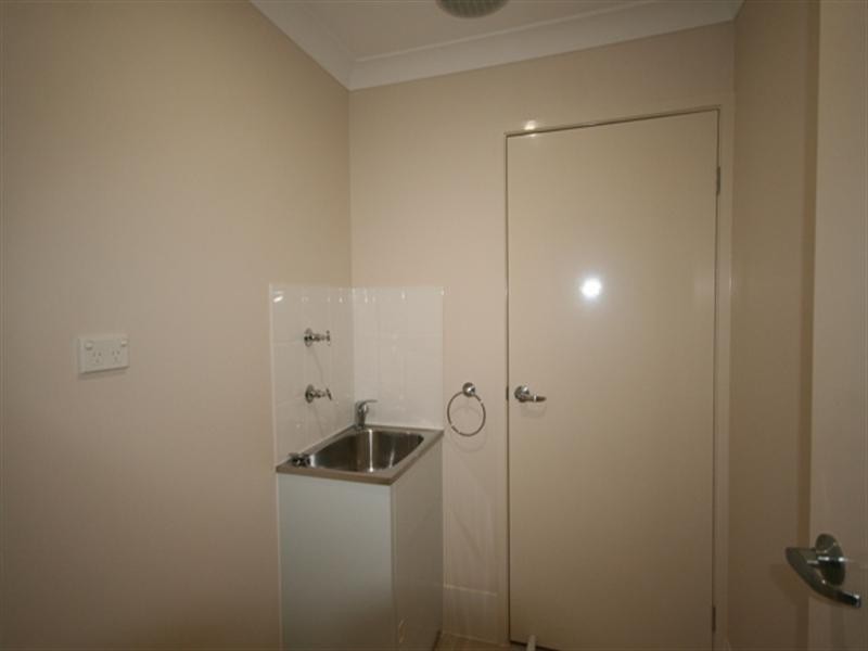 21 Valley View Drive, Biloela QLD 4715