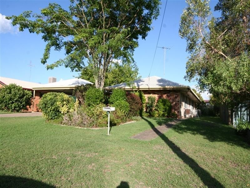 5 Ward Crescent, Biloela QLD 4715