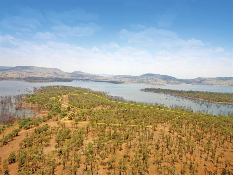 “Warrawee” Pelican Point Road, Biloela QLD 4715