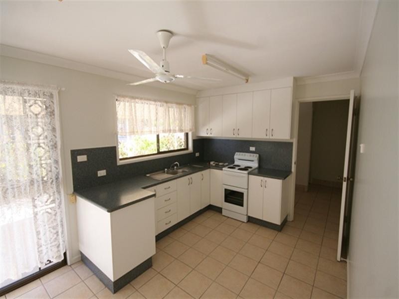 17 Lawrence Street, Biloela QLD 4715