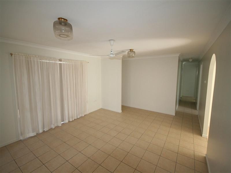 17 Lawrence Street, Biloela QLD 4715