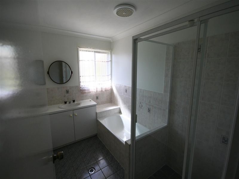 17 Lawrence Street, Biloela QLD 4715