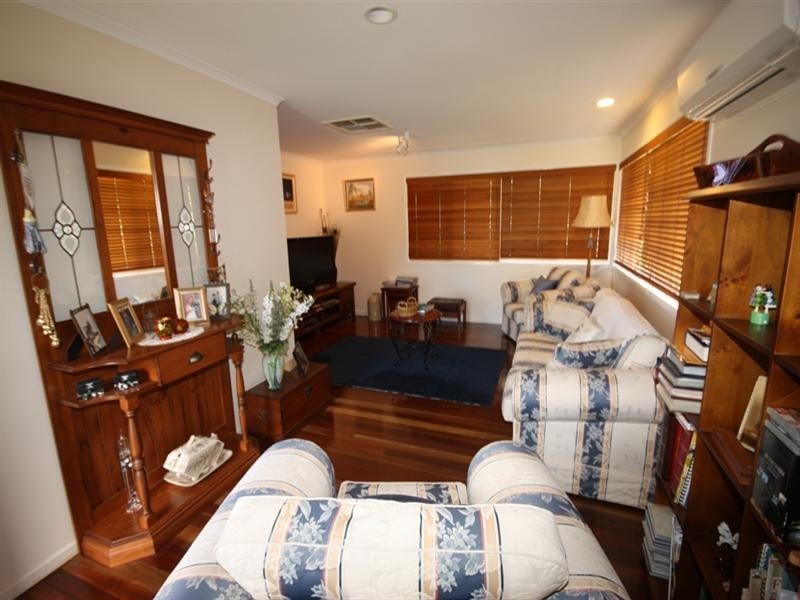 13 Paroz Crescent, Biloela QLD 4715