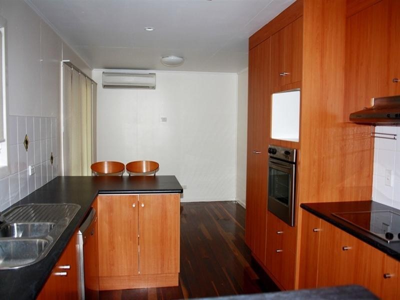 10 Spring Street, Biloela QLD 4715