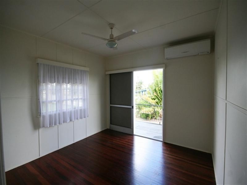 114 Kroombit Street, Biloela QLD 4715