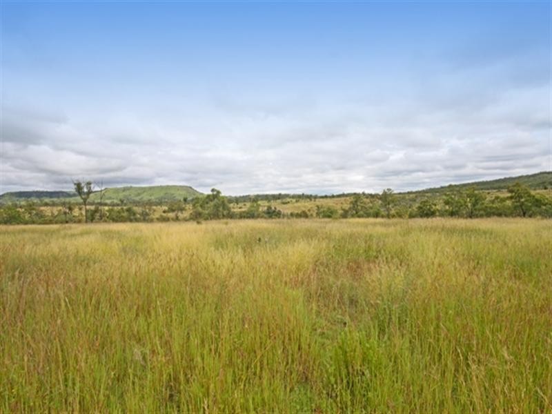 Valentine Plains QLD 4715