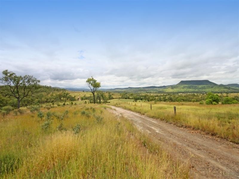 Valentine Plains QLD 4715