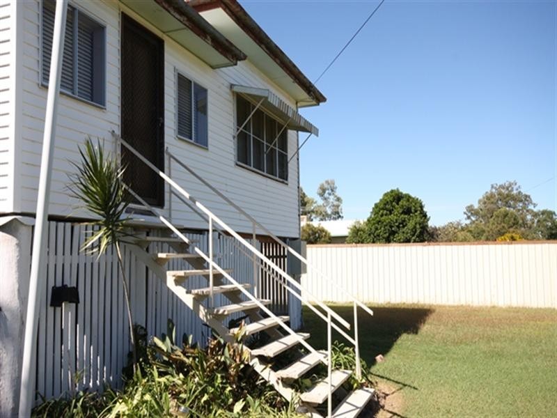 6 Kariboe Street, Biloela QLD 4715