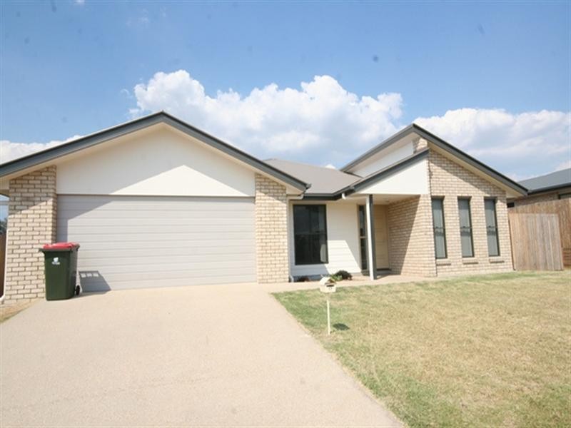 17 Panorama Drive, Biloela QLD 4715