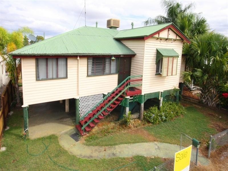 27 Kroombit Street, Biloela QLD 4715
