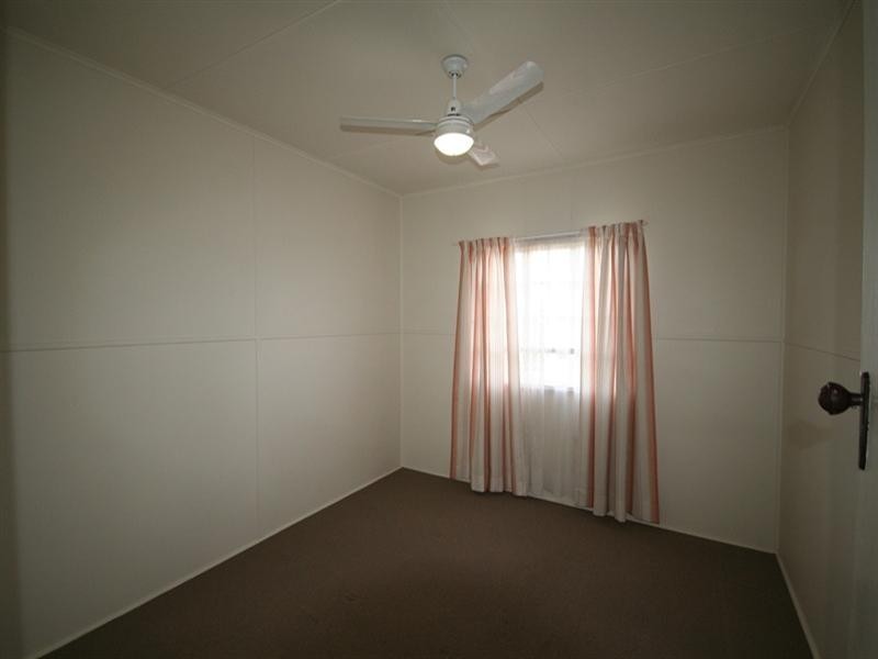 114 Kroombit Street, Biloela QLD 4715