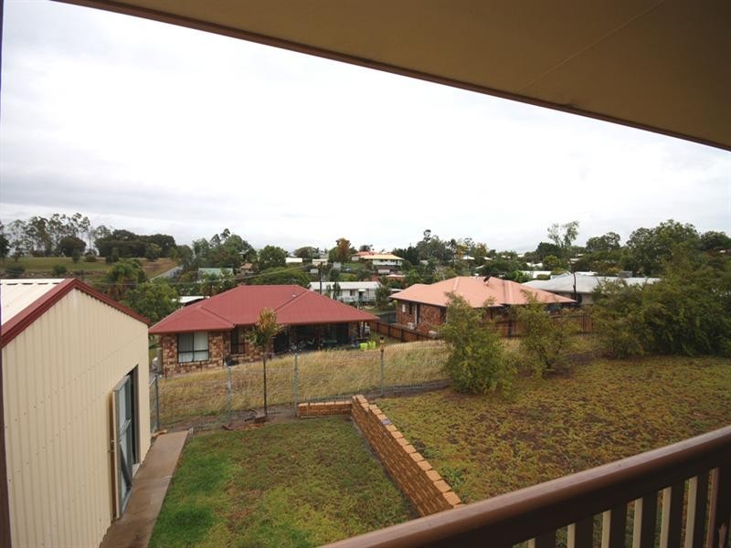 6 Clarke Drive, Biloela QLD 4715