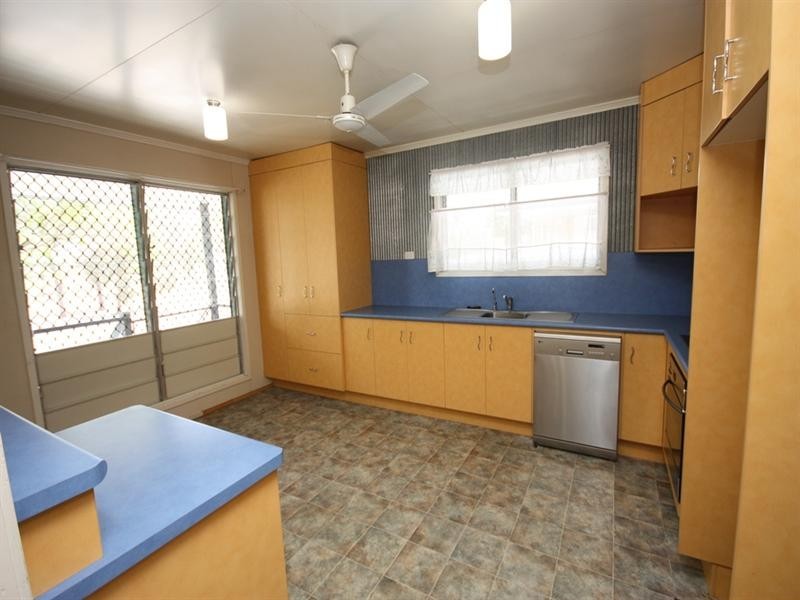 20 Dee Street, Biloela QLD 4715