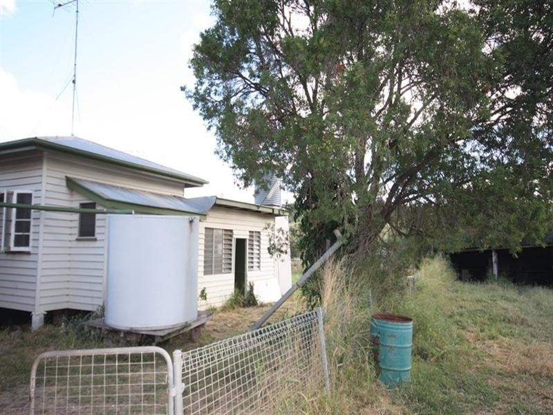 395 Blacks Road, Thangool QLD 4716