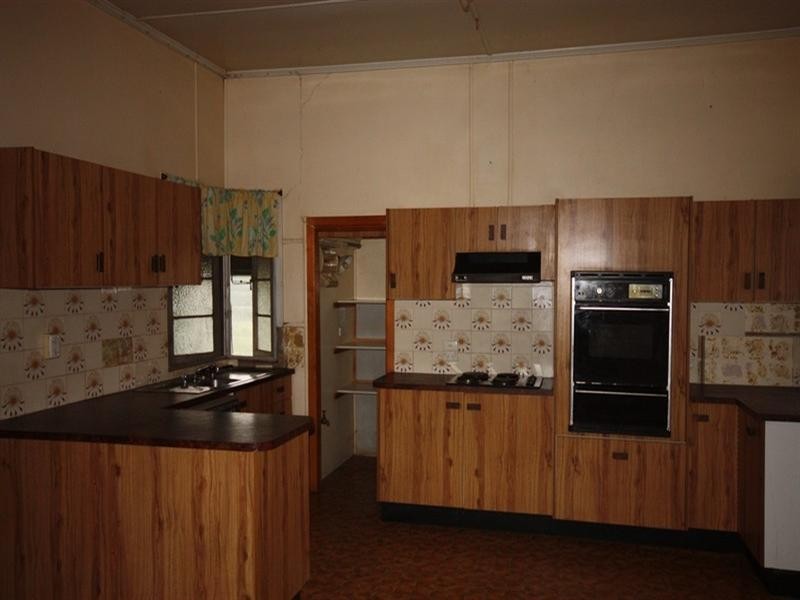 395 Blacks Road, Thangool QLD 4716