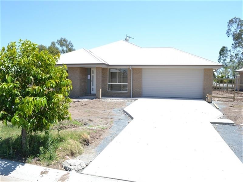 16 Earlsfield Street, Biloela QLD 4715