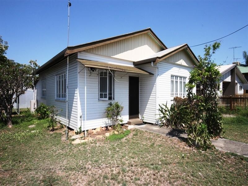 23 Kroombit Street, Biloela QLD 4715