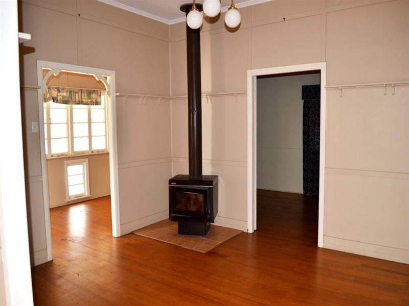 4 Austen Street, Thangool QLD 4716