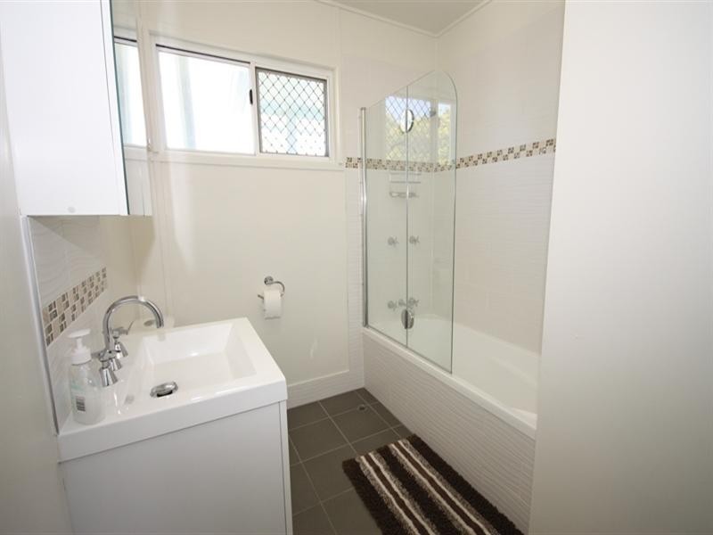 31 Collins Street, Biloela QLD 4715