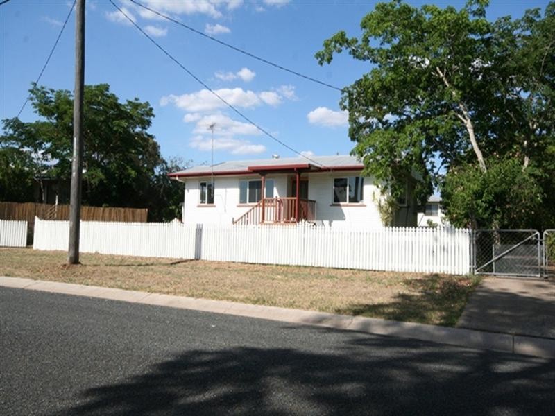 14 Mimosa Street, Biloela QLD 4715