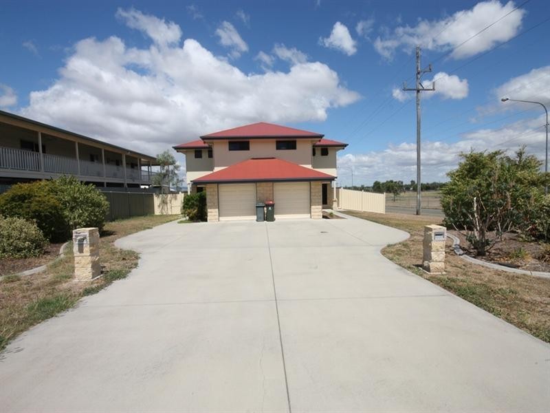 2 Harcla Close, Biloela QLD 4715