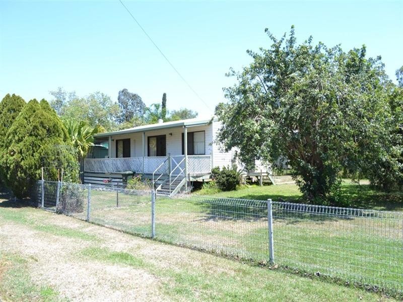 3 Stanley Street, Goovigen QLD 4702