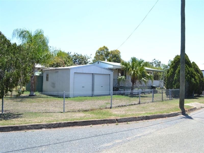 3 Stanley Street, Goovigen QLD 4702