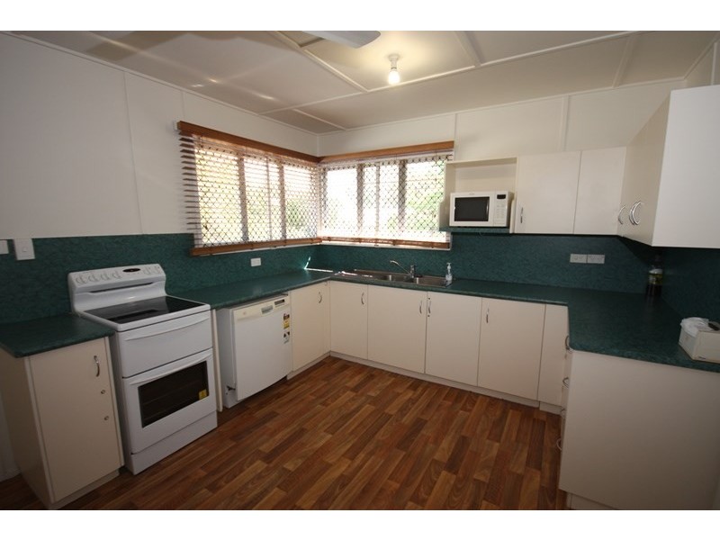 31 Collins Street, Biloela QLD 4715