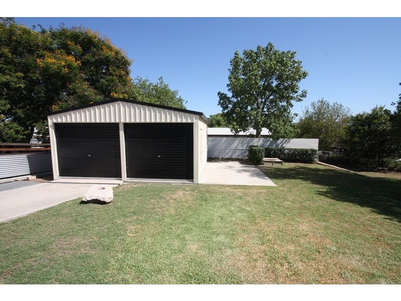 31 Collins Street, Biloela QLD 4715