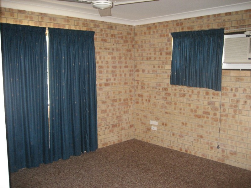 2/3 Gallagher Court, Biloela QLD 4715