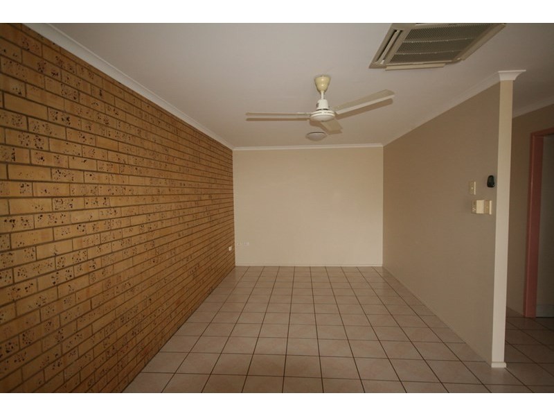 1/16 Woolein Crescent, Biloela QLD 4715