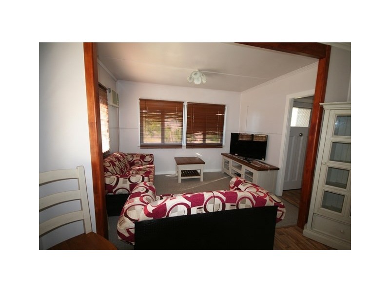 31 Kroombit Street, Biloela QLD 4715